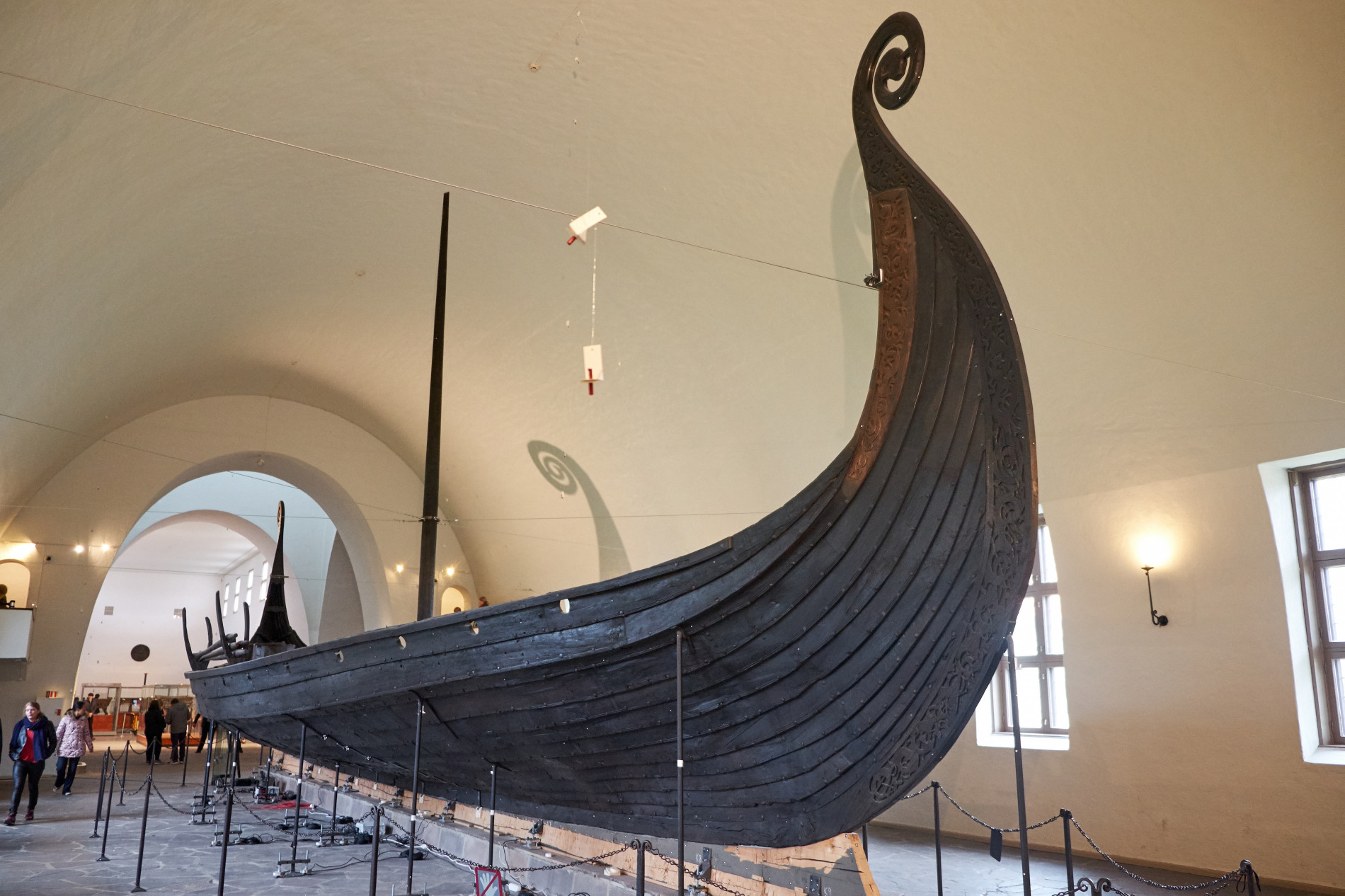 Музей кораблей викингов в дании фото